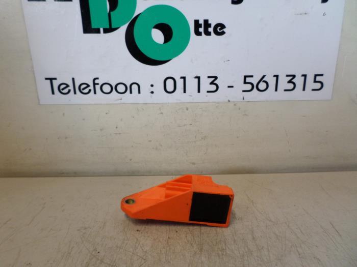 Airbag Sensor van een Volkswagen Touran (Touran 03-), Gebruikt, -, Volkswagen, -