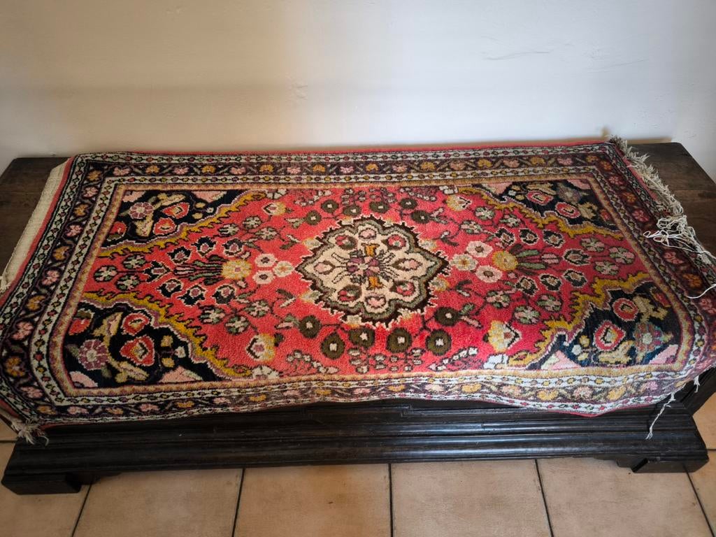 Ancien tapis, Maison & Meubles, Ameublement | Tapis & Moquettes, 100 à 150 cm, Vintage, Enlèvement, Utilisé