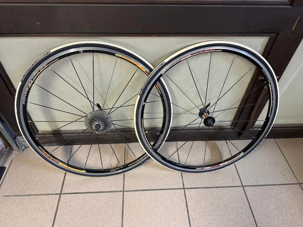 Wielset Mavic Ksyrium, inclusief banden en tandwielcasette, Fietsen en Brommers, Fietsonderdelen, Ophalen, Gebruikt, Wiel