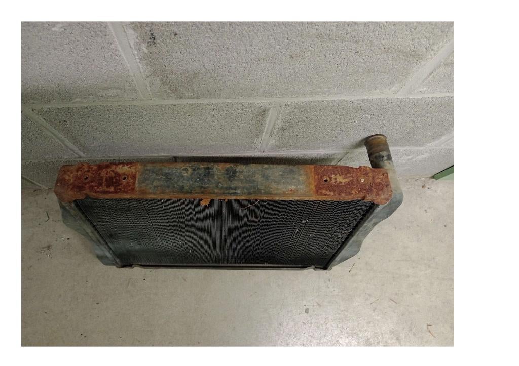 Triumph Dolomite 1850 en Sprint 2000 - radiateur 2e hands, Ophalen, Gebruikt, Triumph