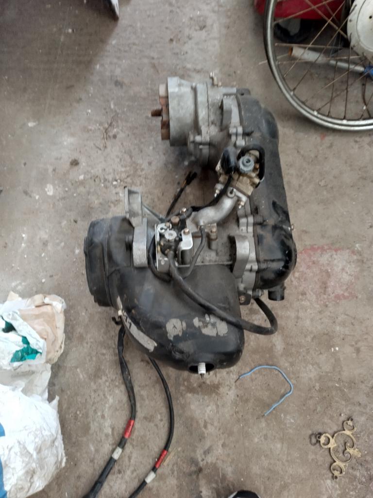 Kymco 50cc nieuwe motor, Vélos & Vélomoteurs, Pièces de cyclomoteur | Scooters, Enlèvement, Comme neuf, Kymco