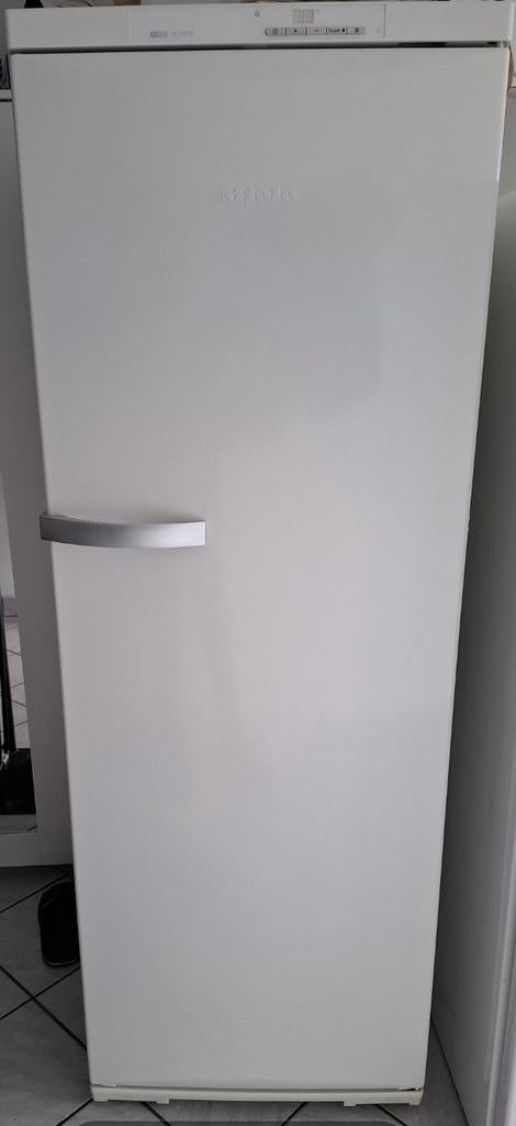 Miele grote diepvriezer, Enlèvement