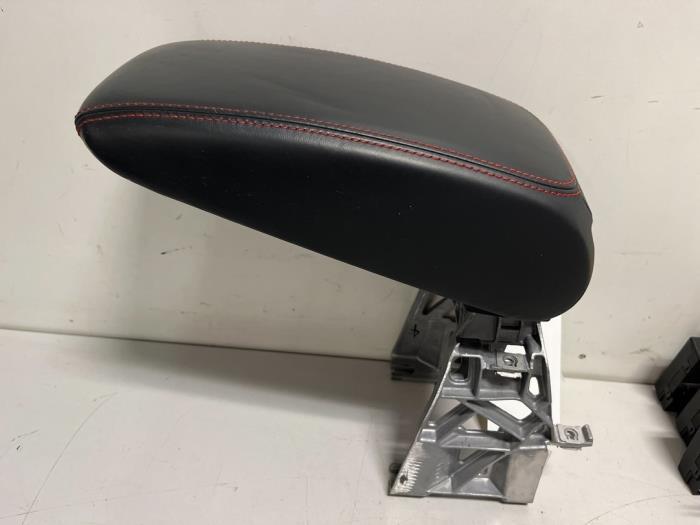 Armleuning van een Audi RS3, Auto-onderdelen, Gebruikt, -, -, -