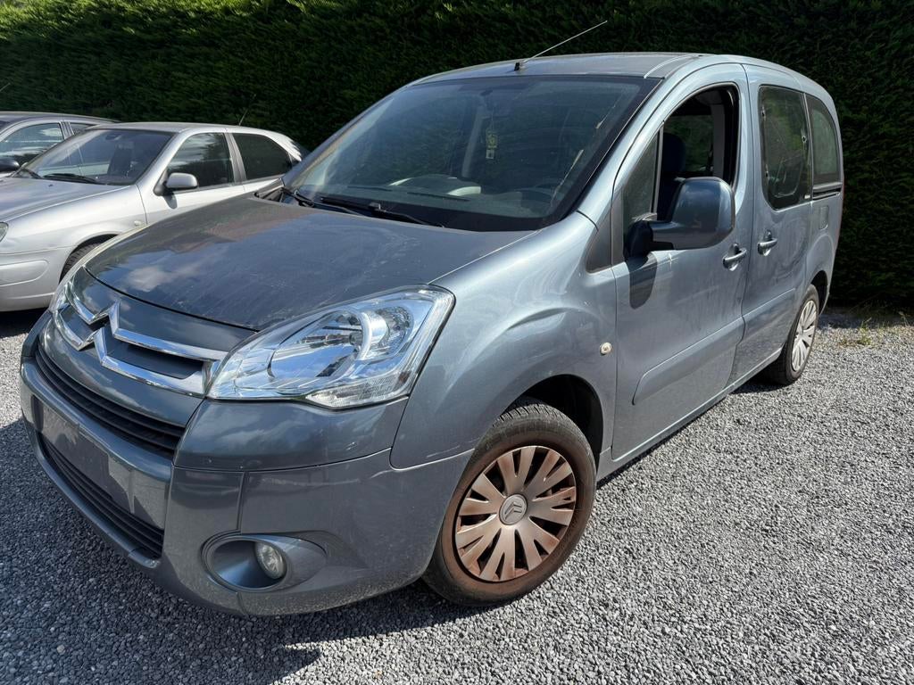 Citroen Berlingo 2009 1.6i ESSENCE 5 Places Att.Rem Lez OK, Autos, Achat, Electronic Stability Program (ESP), Boîte manuelle, Entretenue par le concessionnaire
