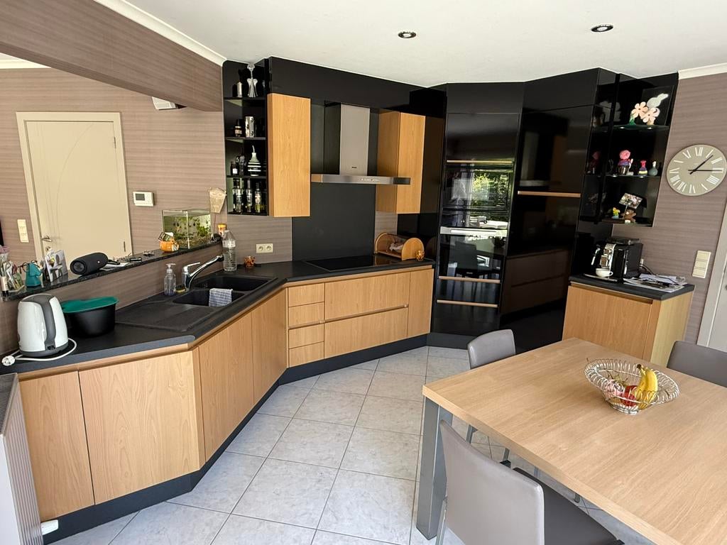 Keuken zonder toestellen, Ophalen, Gebruikt