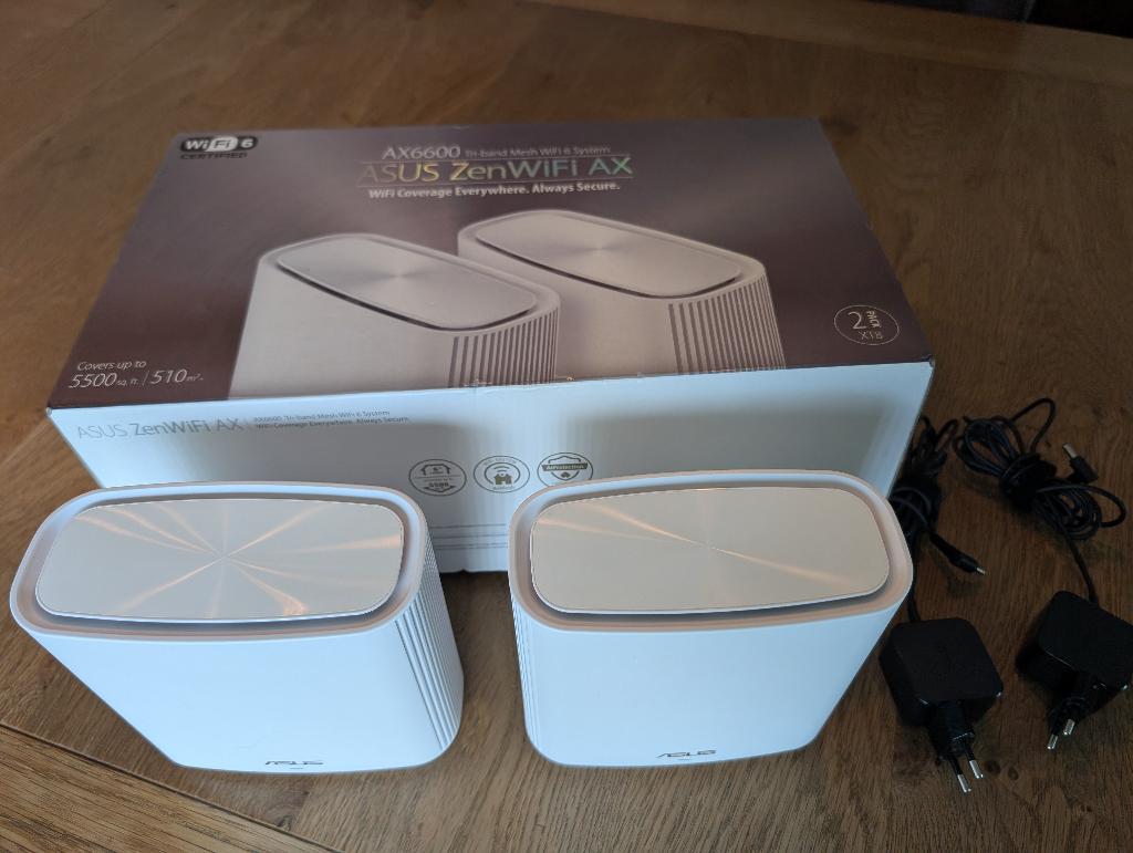 2x Asus ZenWiFi AX6600 Triband Mesh wifi router XT8, Ophalen of Verzenden, Zo goed als nieuw, Router, ASUS