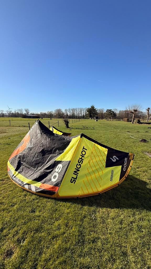 Slingshot NXT 9m Kite, Watersport en Boten, Kitesurfen, Zo goed als nieuw, Kite, 9 m², Twintip, Ophalen of Verzenden