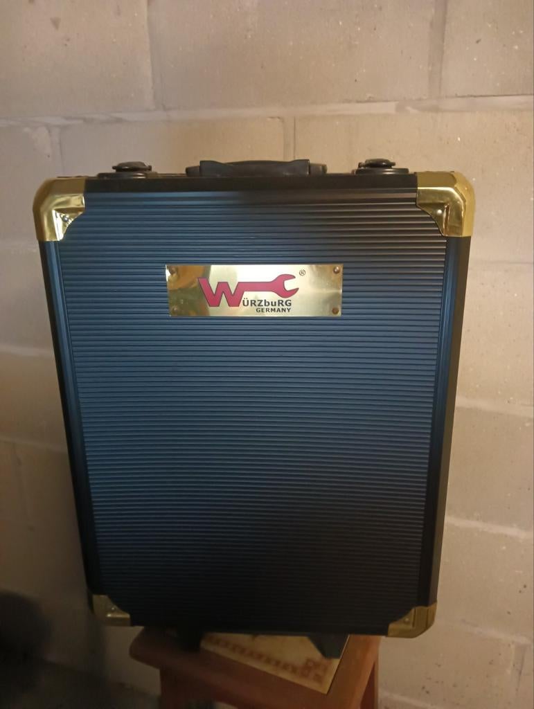 matériau du boîtier, Enlèvement