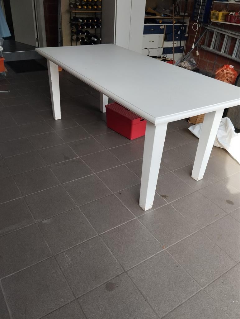 Table familiale, Enlèvement
