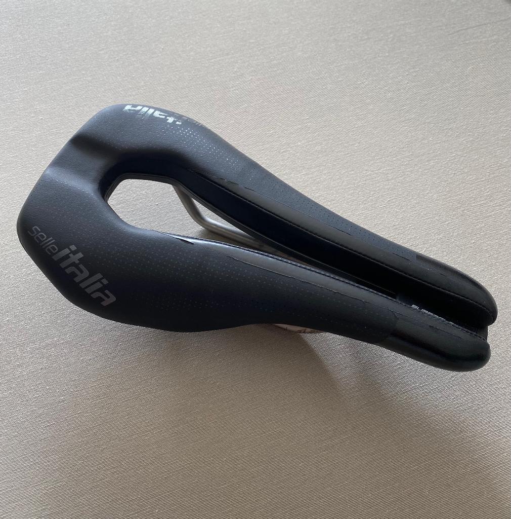 Selle Italia Watt Superflow zadel (TT), Vélos & Vélomoteurs, Vélos Pièces, Vélo de course, Selle, Comme neuf, Enlèvement