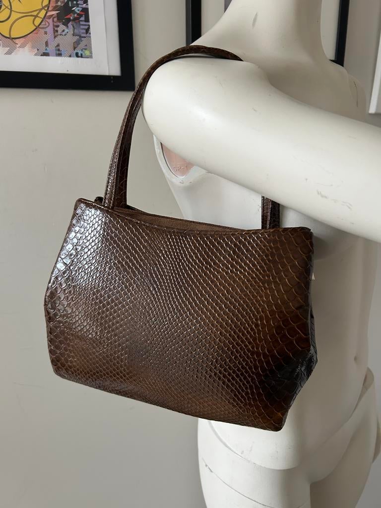 LH sac a main cuir embossé serpent vintage, Enlèvement ou Envoi, Comme neuf, Brun, Sac à main