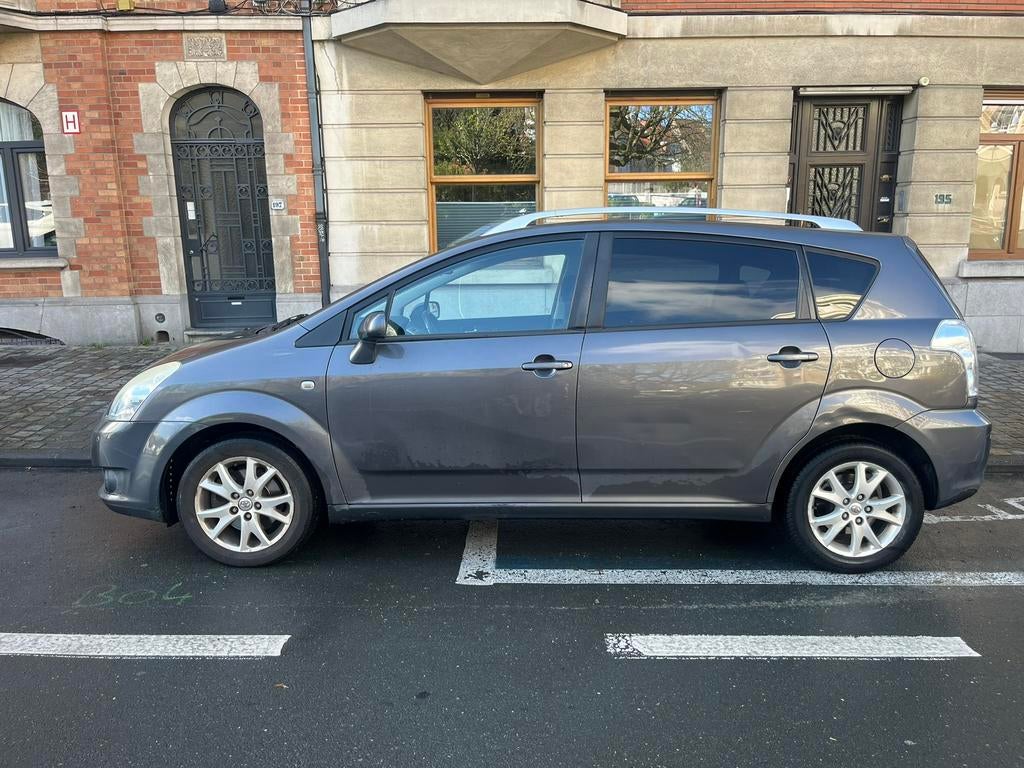 Toyota corolla verso 1.6 essence 172000 km 5 places 09/2008, Autos, Toyota, Achat, Boîte manuelle, 5 portes, Electronic Stability Program (ESP)