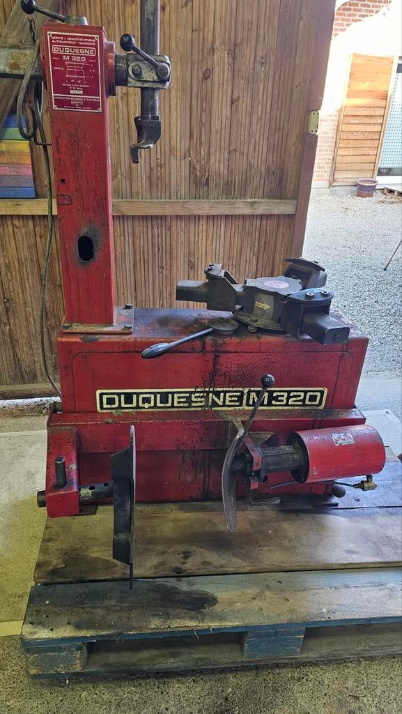 Demonte pneus,Duquesne M320.Triphasé., Enlèvement