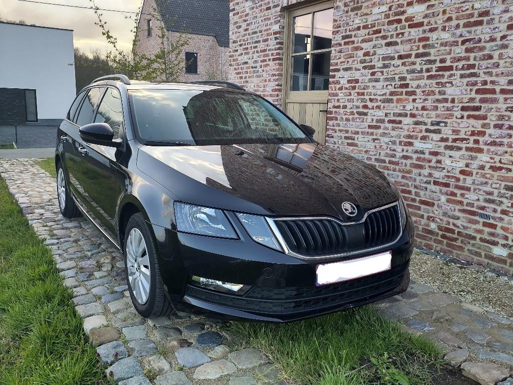 Skoda octavia, Autos, Skoda, Particulier, Octavia, Air conditionné, Cruise Control, Capteur de stationnement, Attache-remorque