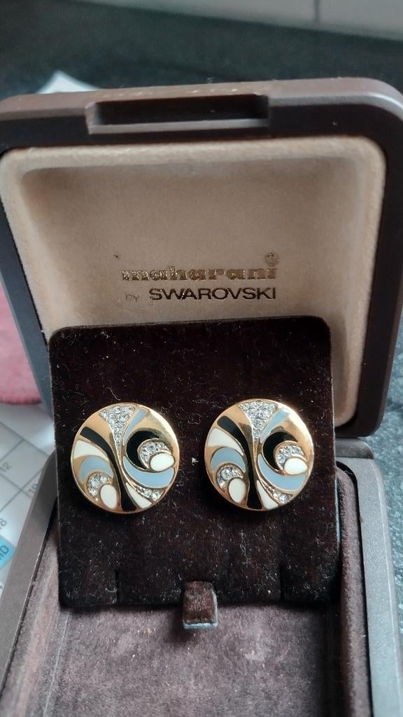 Oorbellen clips, Ophalen