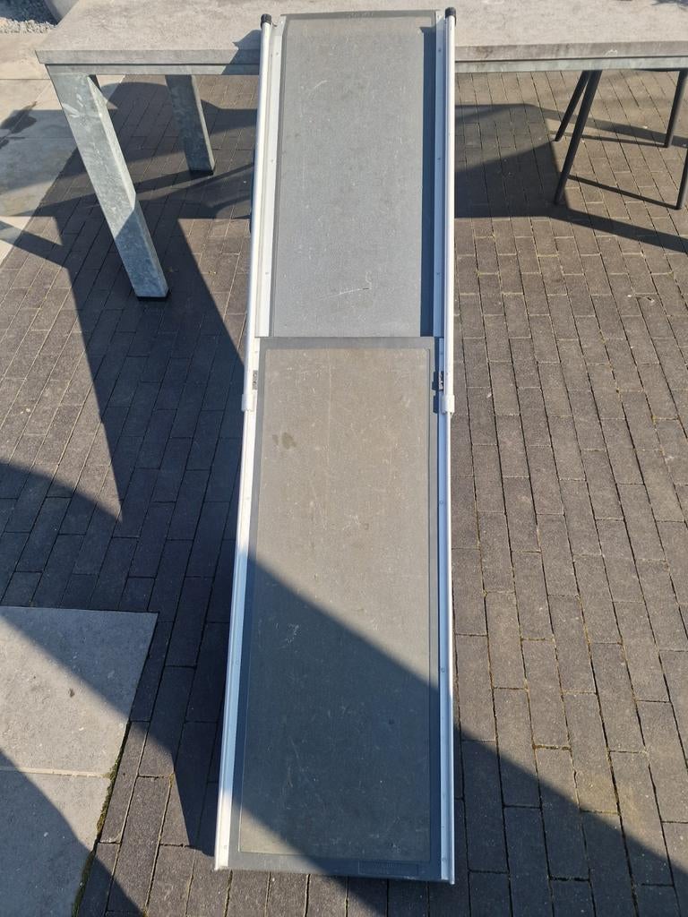 Passerelle pour chiens Solvit, Enlèvement