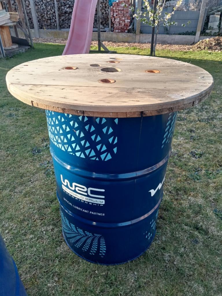 Olieton,olievat, statafel, tuintafel ,stookton, Tuin en Terras, Tuintafels, Zo goed als nieuw, Ophalen