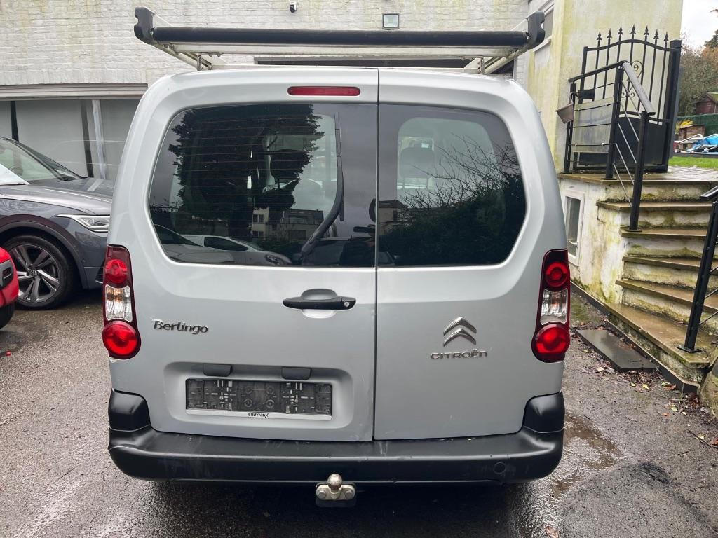 Citroen Berlingo Berlingo 1.6 BlueHDi M Heavy Club S, Autos, Citroën, Argent ou Gris, Entreprise, 3 places, Diesel