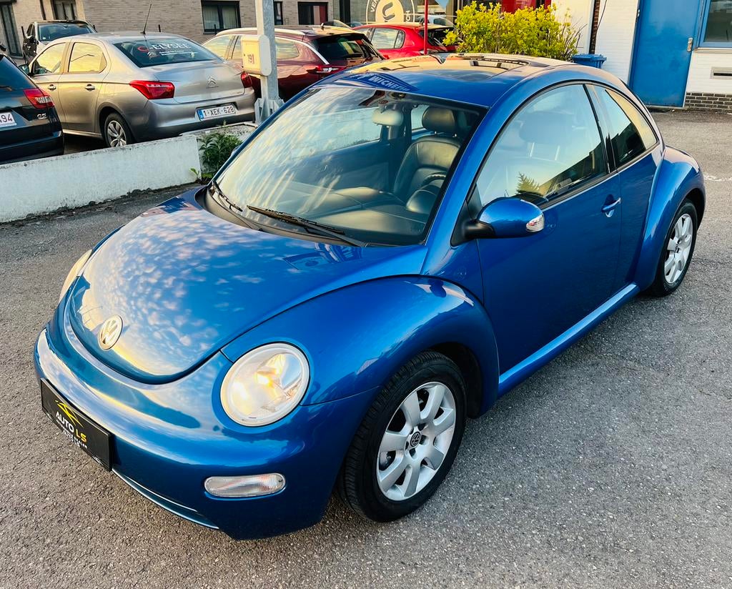 VW NEW BEETLE 2.0 ESSENCE AUTOMATIQUE 78.000 KM, Auto's, Volkswagen, Voorwielaandrijving, 4 zetels, Overige modellen, 4 cilinders