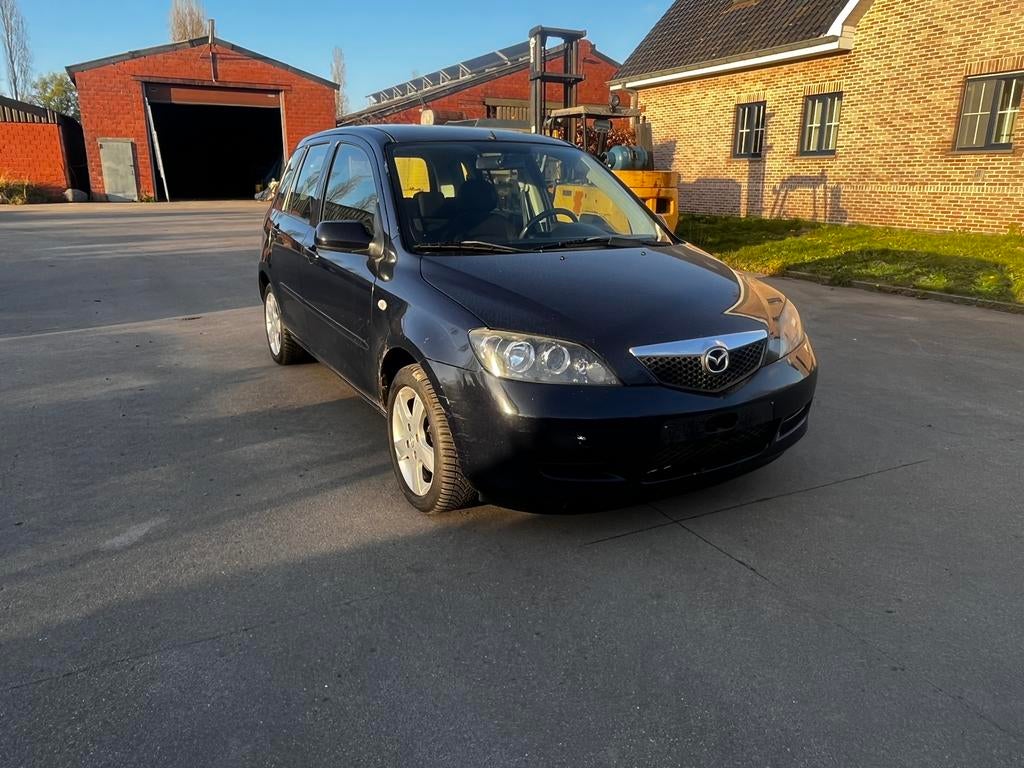 MAZDA 2 BENZINE 1.2 AUTOMAT VAN 2008 MET 137DKM MET AIRCO, Auto's, Mazda, Stof, Zwart, Blauw, Bedrijf
