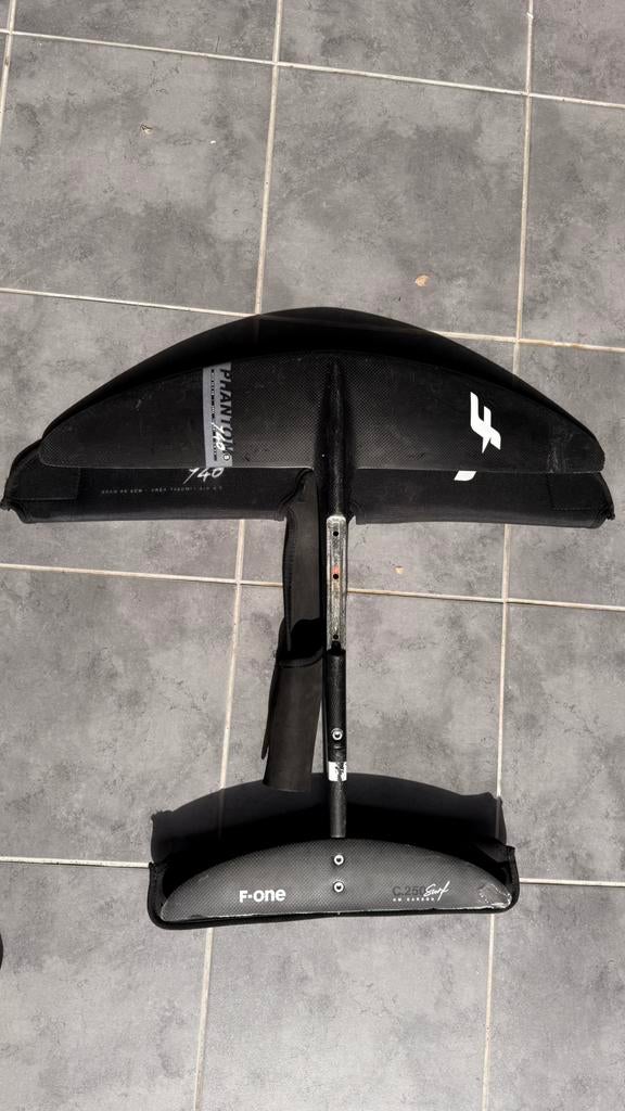 F-One Phantom 740 foil, Sports nautiques & Bateaux, Aile de surf, Enlèvement ou Envoi, Utilisé