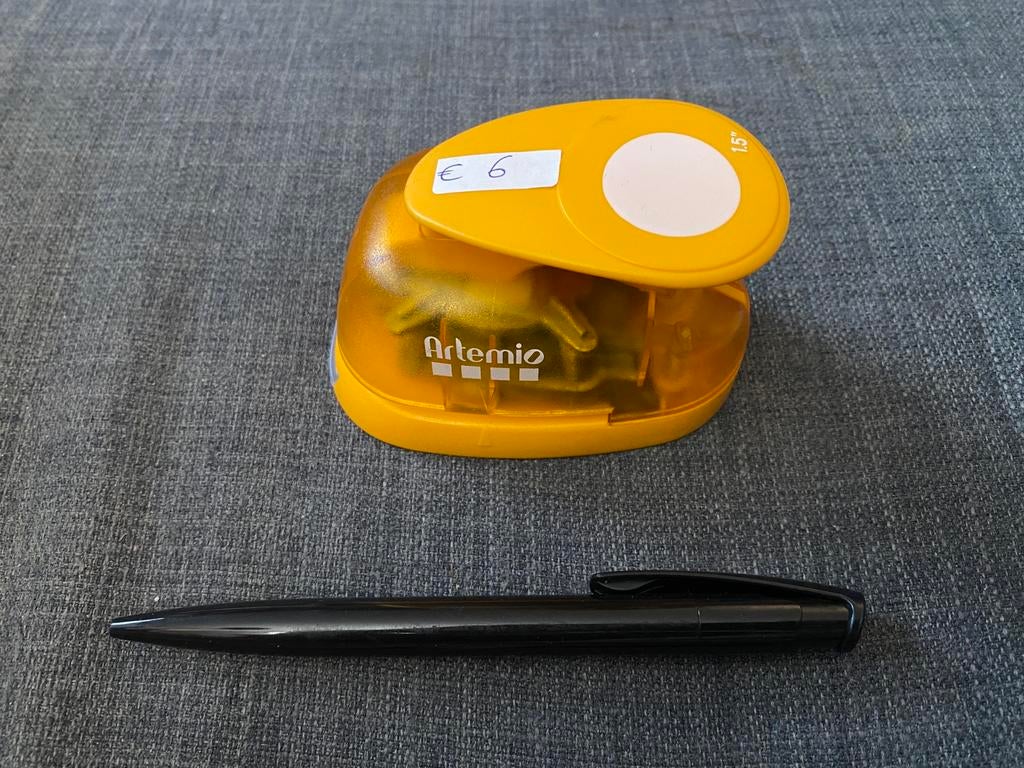 Middelgrote figuurpons cirkel - merk Artemio, Hobby & Loisirs créatifs, Bricolage, Comme neuf, Enlèvement