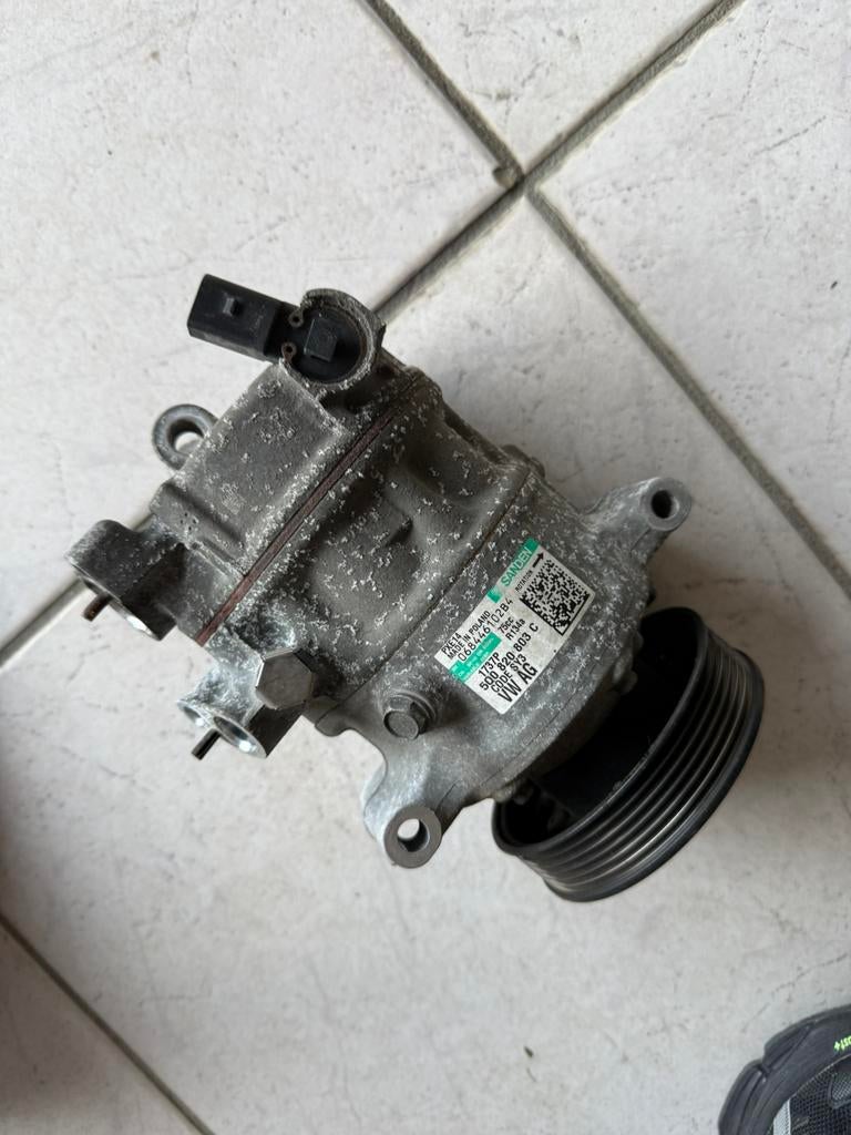 Compresseur de clim vw golf 7 m, Autos : Pièces & Accessoires, Enlèvement, Utilisé, Volkswagen