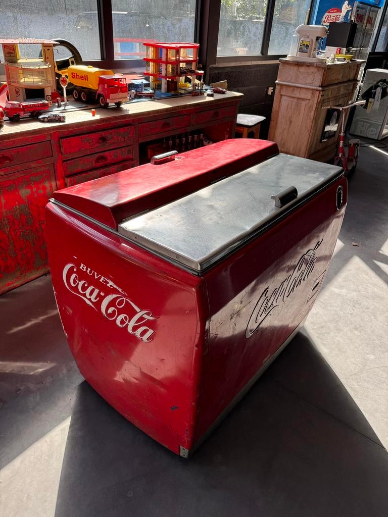 Authentiek dressoir van coca cola Canada, Verzamelen, Automaten | Overige, Ophalen, Gebruikt
