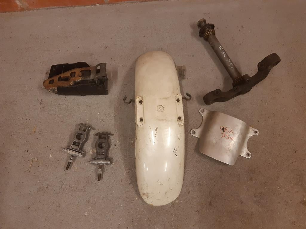 Honda CBX750 CBX Bol D'or CBX750F onderdelen, Motos, Pièces | Honda, Enlèvement