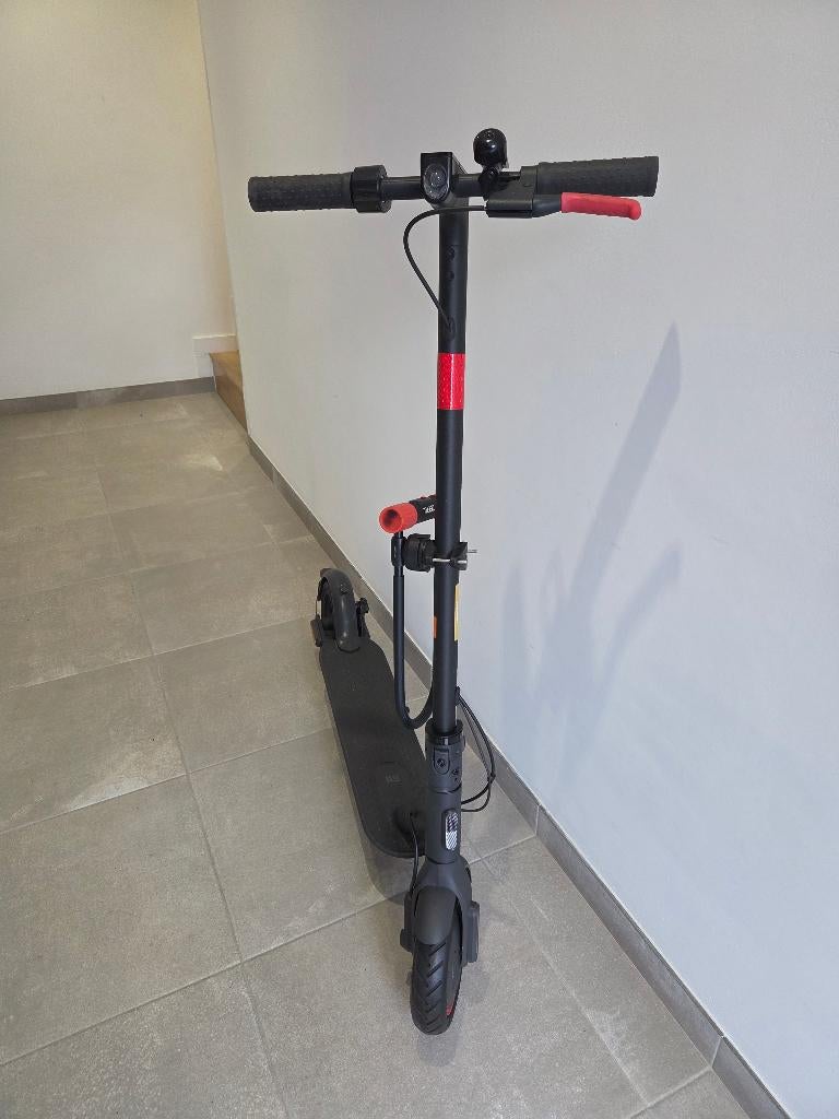 Trottinette électrique Xiaomi Pro2 – État impeccable !, Vélos & Vélomoteurs, Trottinettes, Enlèvement, Comme neuf, Step électrique (E-scooter)