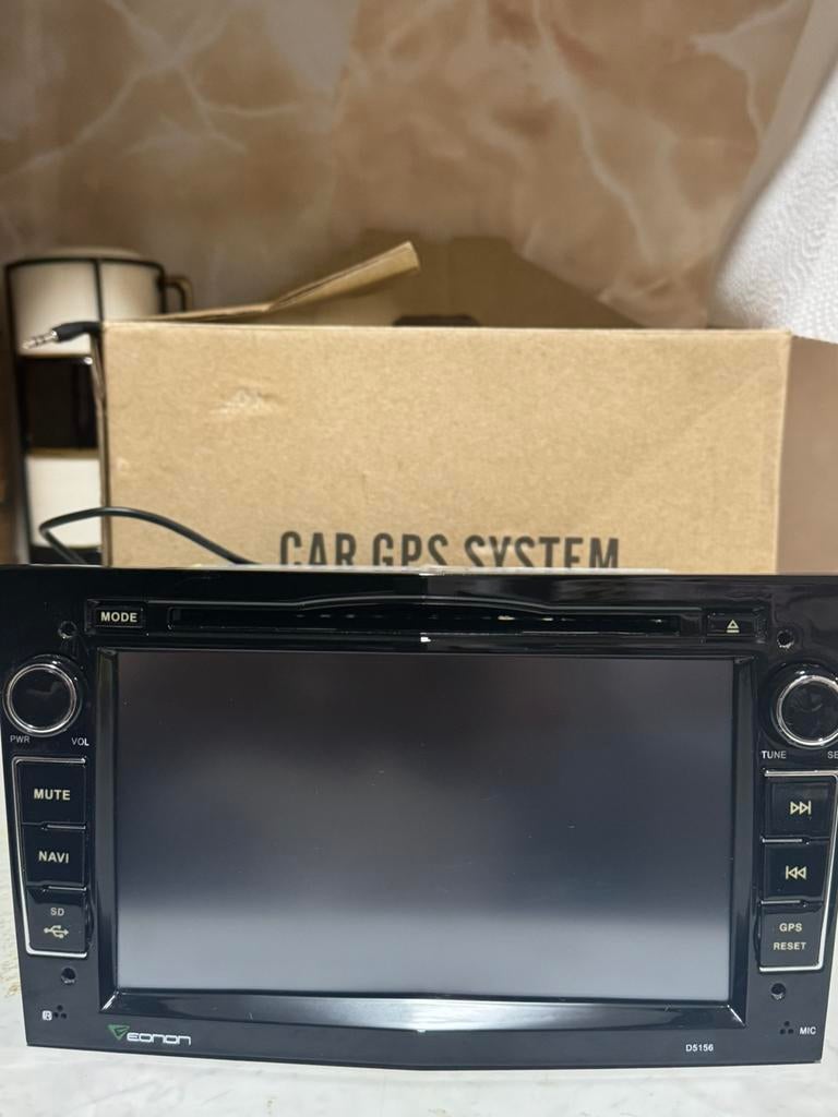 Autoradio, Enlèvement, Comme neuf