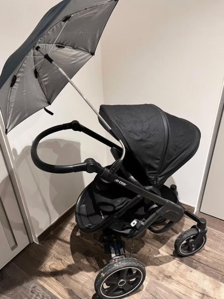 Buggy Maxi Cosi Nova 4 wielen, Kinderen en Baby's, Buggy's, Zo goed als nieuw, Maxi-Cosi, Regenhoes, Verstelbare rugleuning, Zonnekap