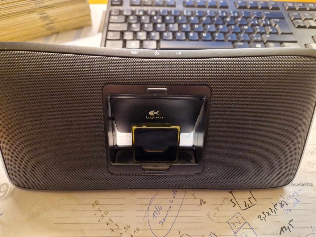 Enceinte Logitech - pour apple, Audio, Tv en Foto, Mp3-spelers | Apple iPod, Gebruikt, Overige types, Zwart, Ophalen of Verzenden