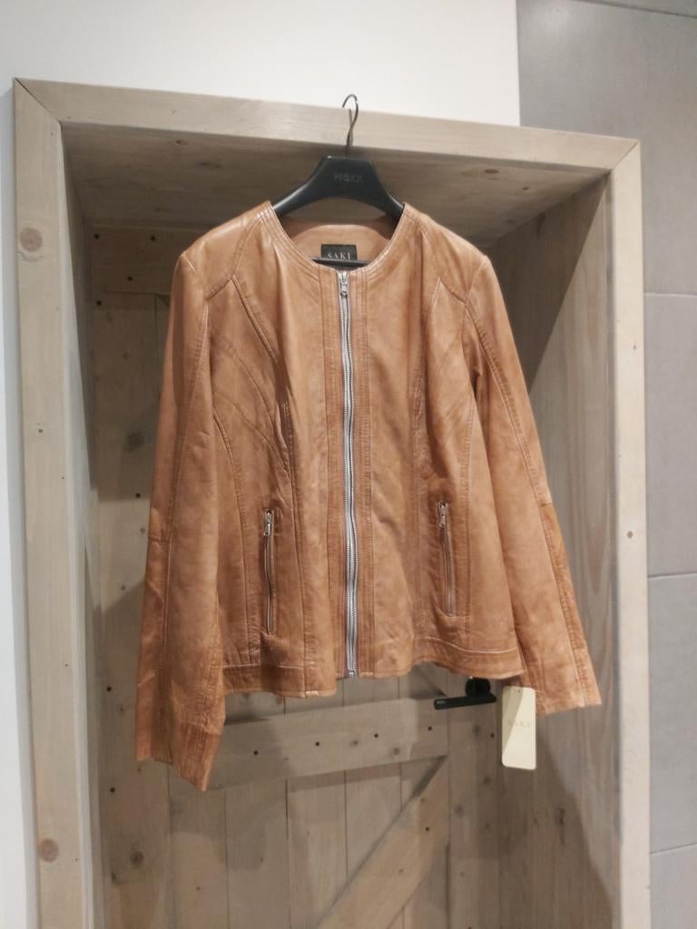 Lederen jasje, vestje merk  Saki maat  48 nieuw, Vêtements | Femmes, Enlèvement, Neuf, Manteau