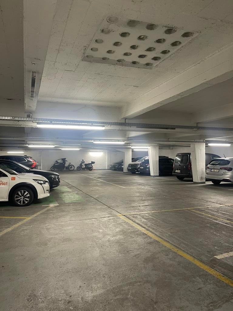 Staanplaatsen te koop te 2060 Antwerpen, Immo, Anvers (ville)