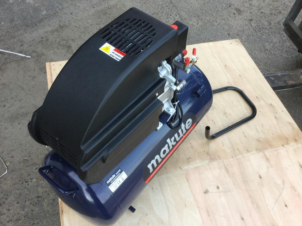 compressor makute 98 euro, Ophalen, 6 tot 10 bar, Nieuw, 25 tot 100 liter