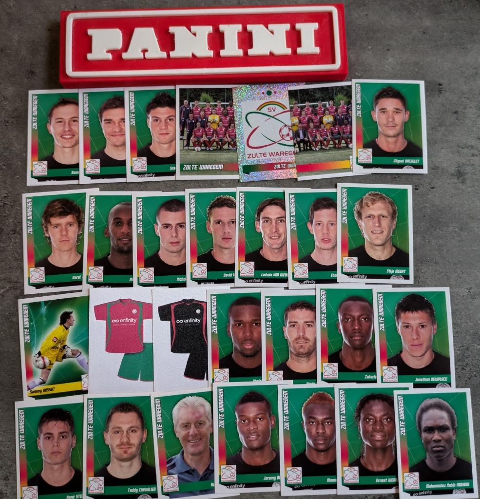 28X AUTOCOLLANTS PANINI FOOTBALL 2011 : ZULTE WAREGEM, Envoi, Neuf