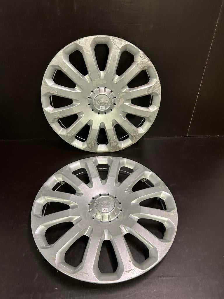 2 enjoliveurs Ford fiesta ka focus 15", Enlèvement ou Envoi, Utilisé