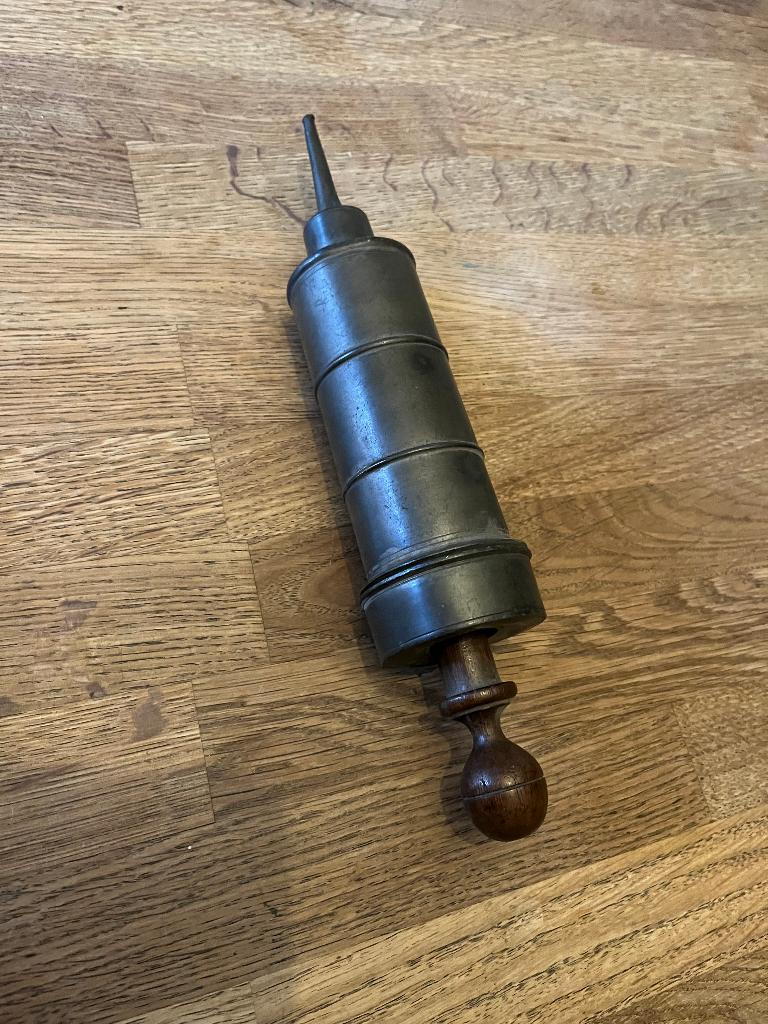 CLYSTERE / SERINGUE MEDICAL ANCIENNE, Antiquités & Art, Enlèvement ou Envoi