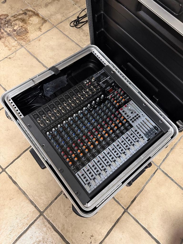 Lot complet sonorisation & éclairage – prêt à l’emploi, Ophalen, Zo goed als nieuw, P.A.