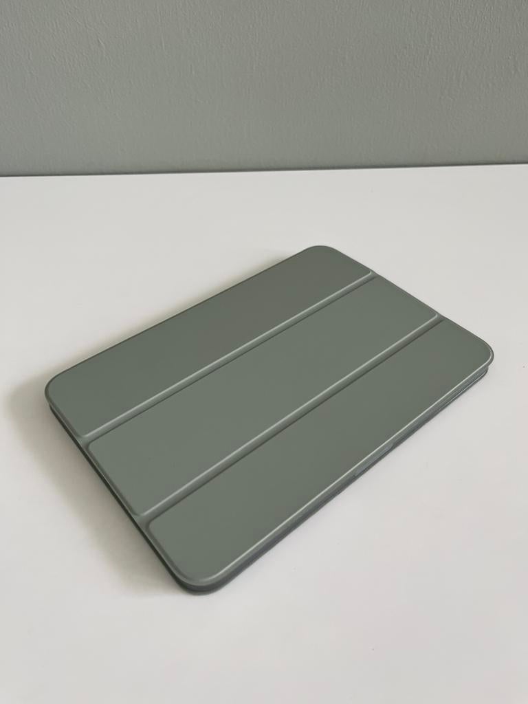 Apple Smart Folio voor iPad mini 6 & 7, Computers en Software, Tablet-hoezen, Zo goed als nieuw, Bescherming voor- en achterkant