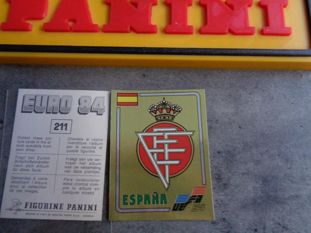 PANINI AUTOCOLLANT DE FOOTBALL EURO 84 CE EMBLÈME N 211 BAD, Hobby & Loisirs créatifs, Autocollants & Images, Autocollant, Enlèvement ou Envoi