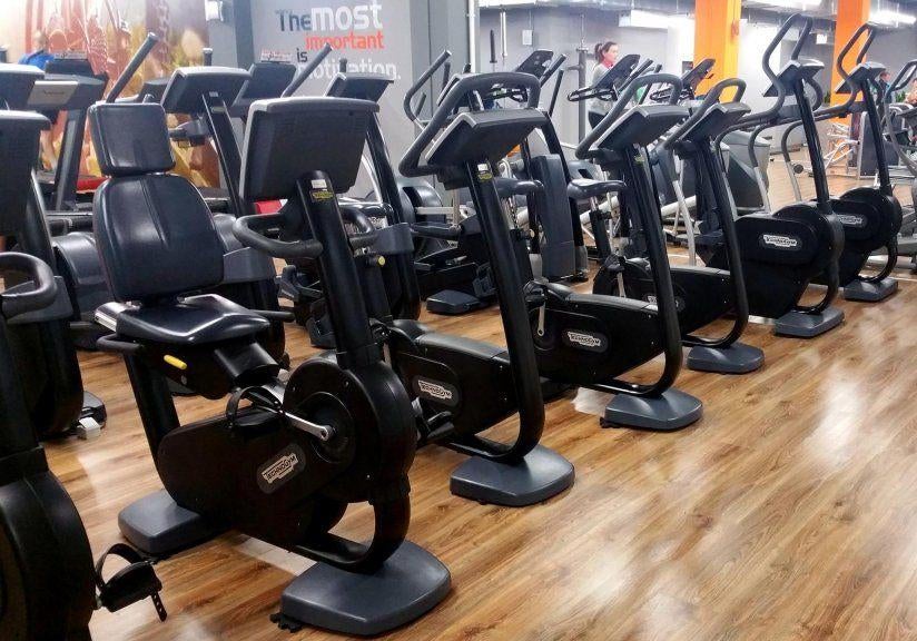 Ex Lease crosstrainer loopband cardio set TECHNOGYM, Ophalen, Zo goed als nieuw, Benen