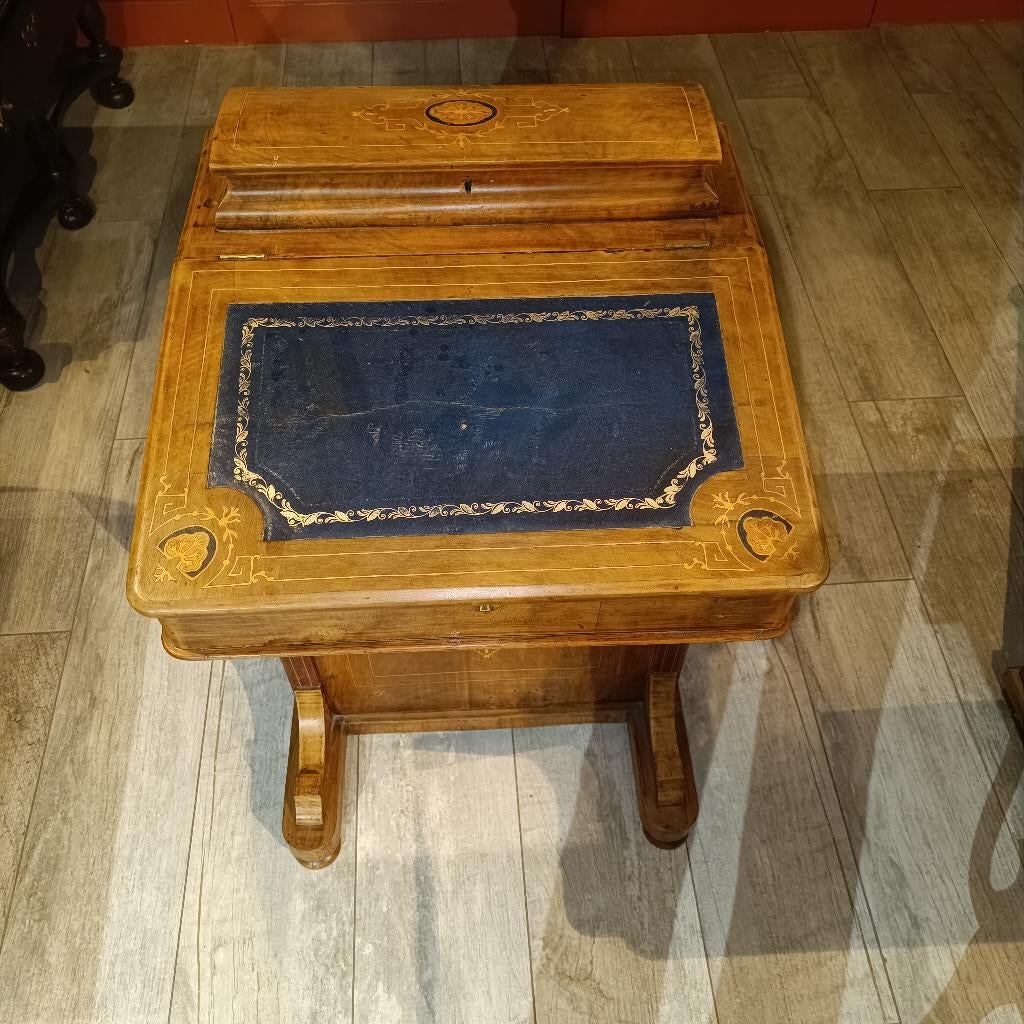 Met leder beklede lessenaar, Antiek en Kunst, Ophalen