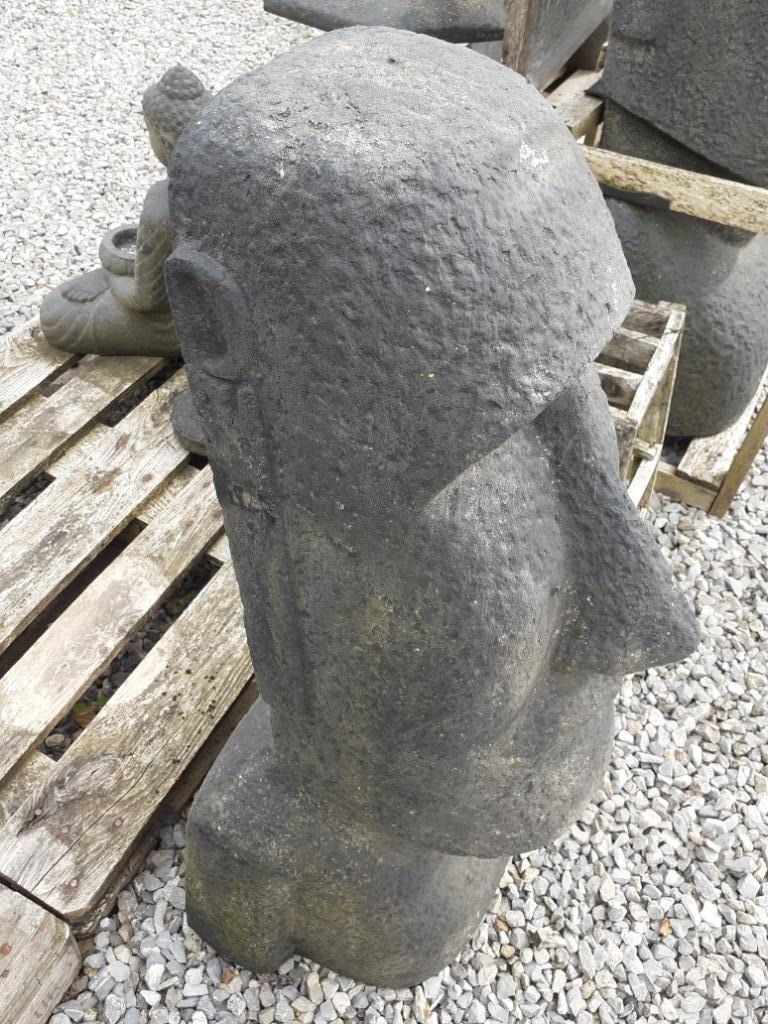 Buste van Moai in gepatineerde steen (hoogte 1 meter), Tuin en Terras, Tuinbeelden, Ophalen, Nieuw, Overige materialen, Overige typen