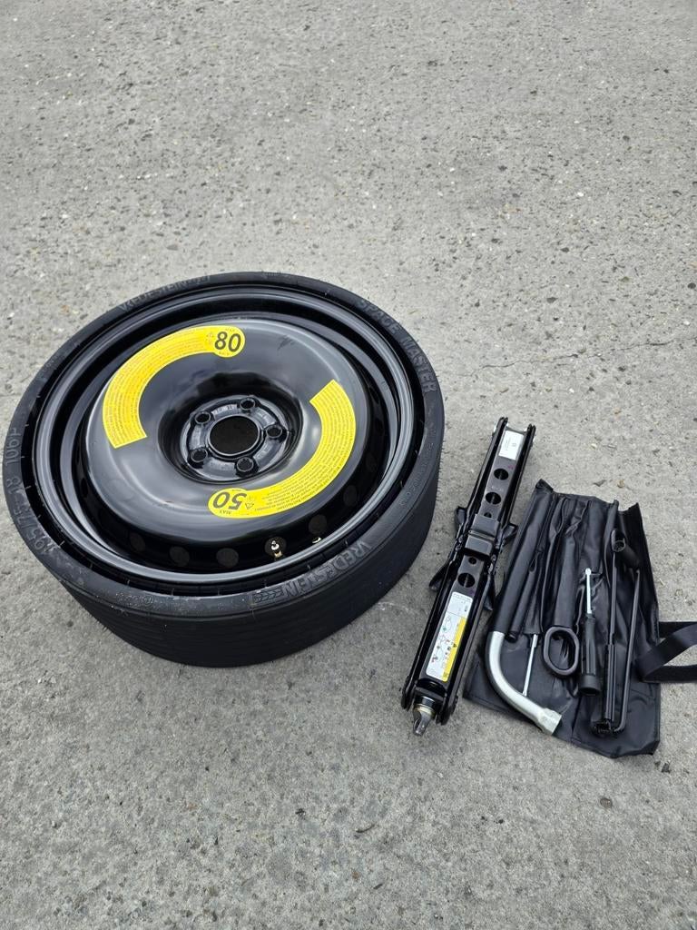 Audi Q5 reservewiel, Ophalen