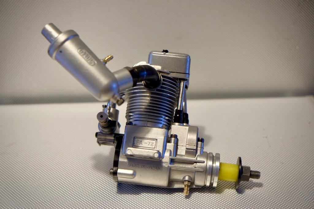 Saito FA-72 4 temps – Très bel état + échappement, Hobby & Loisirs créatifs, Modélisme | Radiocommandé & Téléguidé | Avions, Utilisé