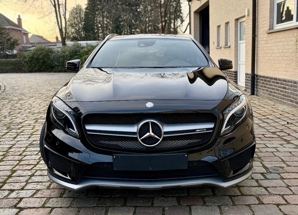 Mercedes-Benz GLA 45 AMG 4-Matic Harman Kardon 67000 km, Auto's, Automaat, 4 cilinders, Zwart, Leder