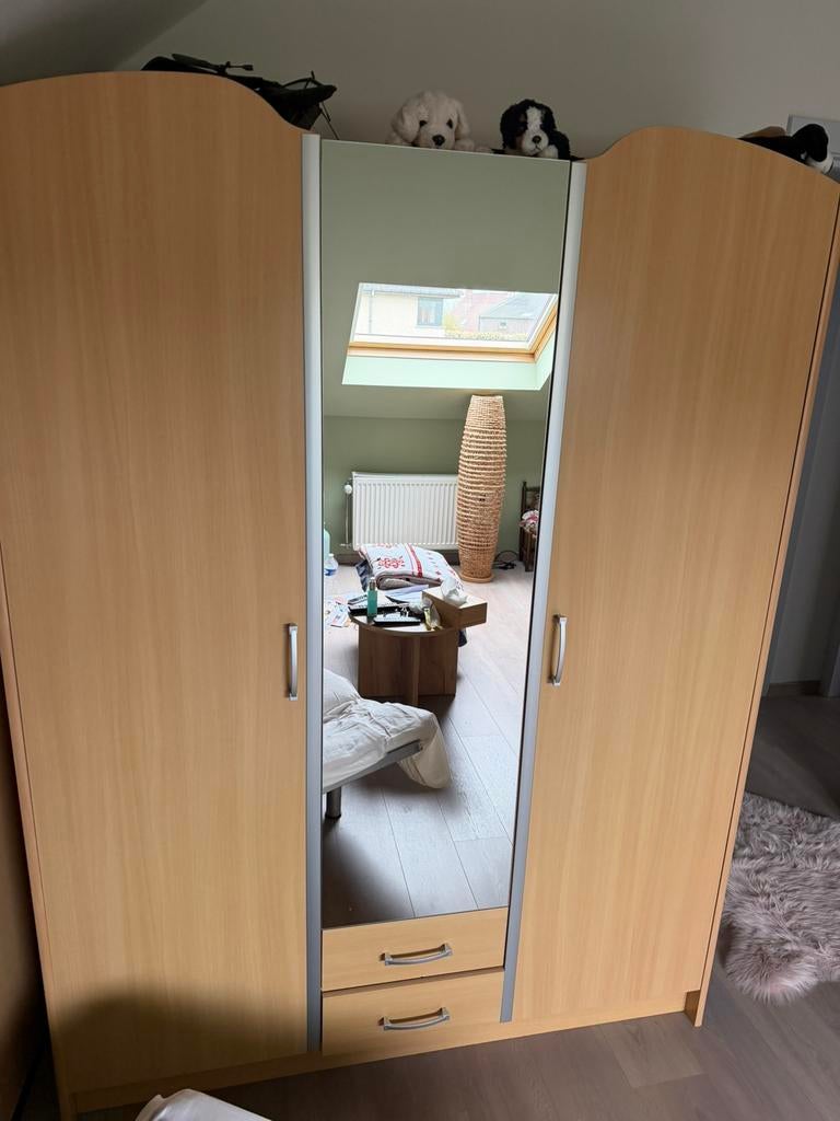 Kinder kleerkast 2.10 hoog 1.60breed, Huis en Inrichting, Kasten | Kleerkasten, Ophalen, Gebruikt, 150 tot 200 cm, 200 cm of meer