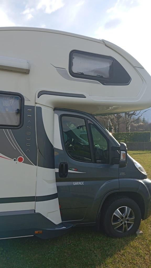 Roller Team Magnifico — klaar voor gebruik, volledige opties, Caravans en Kamperen, Fiat, Particulier, Airconditioning, Fiat